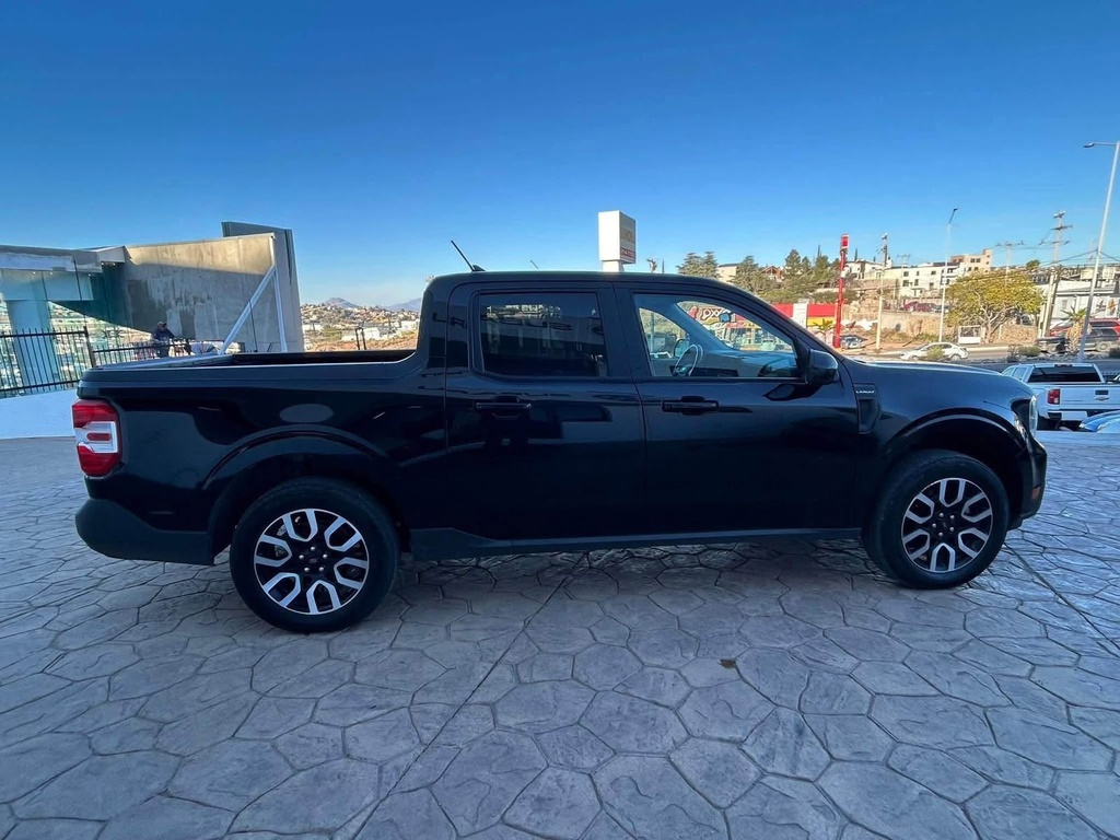 FORD MAVERICK LARIAT 2022