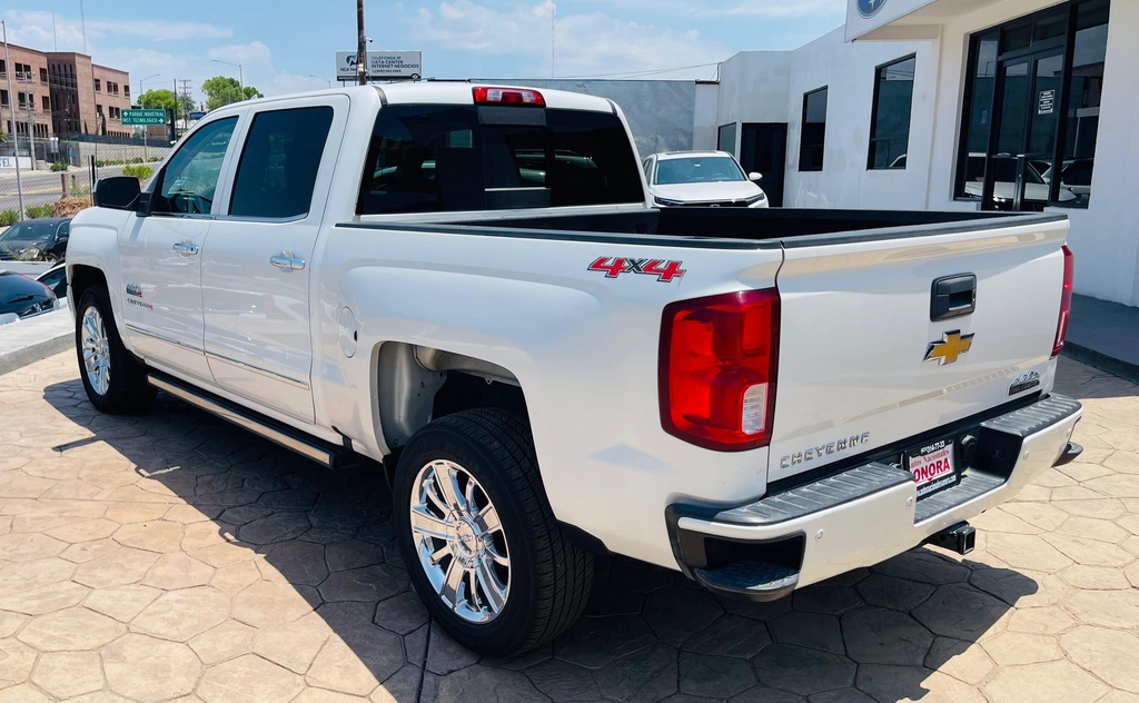 VoBo CHEVROLET CHEYENNE HIGH COUNTRY 2017