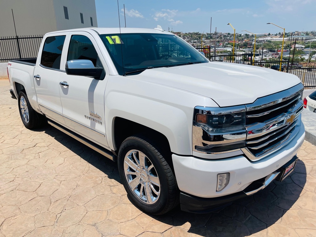 VoBo CHEVROLET CHEYENNE HIGH COUNTRY 2017