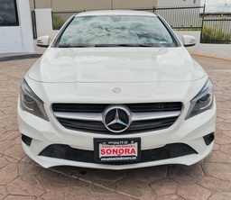 MERCEDES BENZ CLA 200 CGI Sport 2016